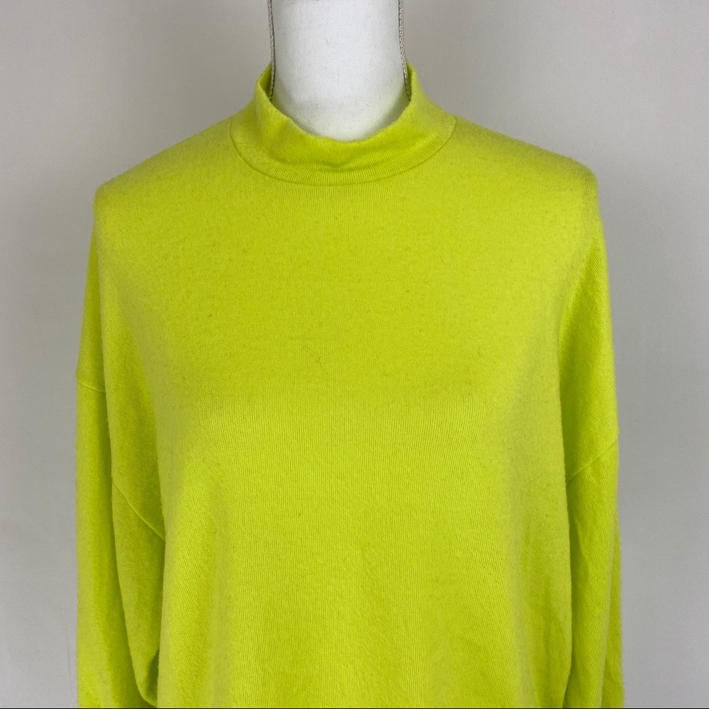 ALL IN FAVOR Mock Neck Sweatshirt - Picture 4 of 7